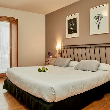 Hotel Casa Azcona Zizur Mayor Esterno foto