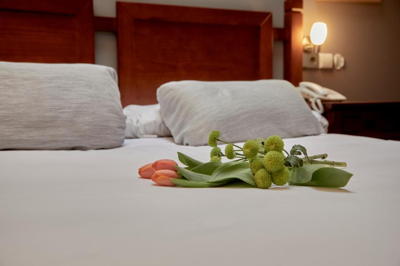 Hotel Casa Azcona Zizur Mayor Esterno foto