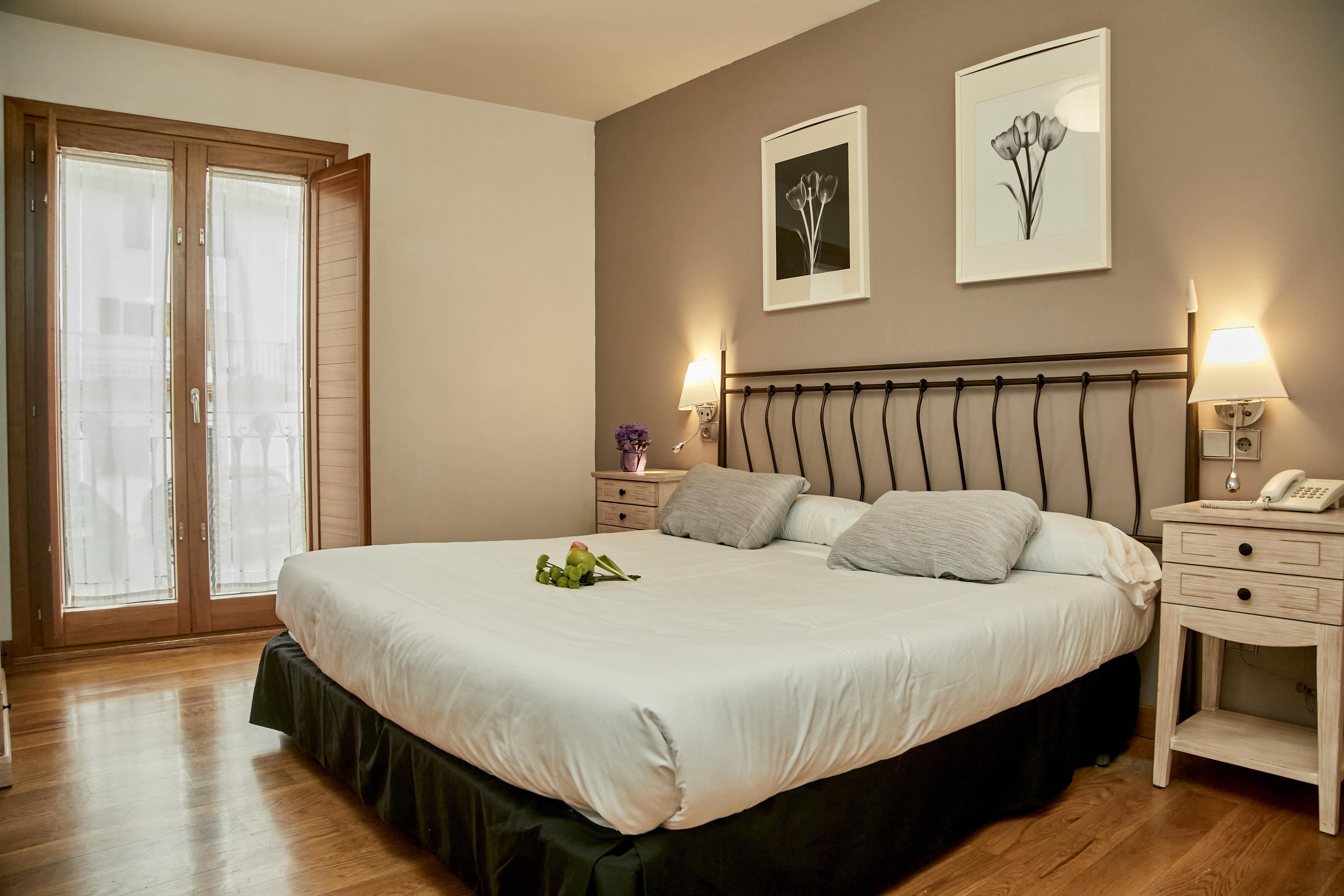 Hotel Casa Azcona Zizur Mayor Esterno foto