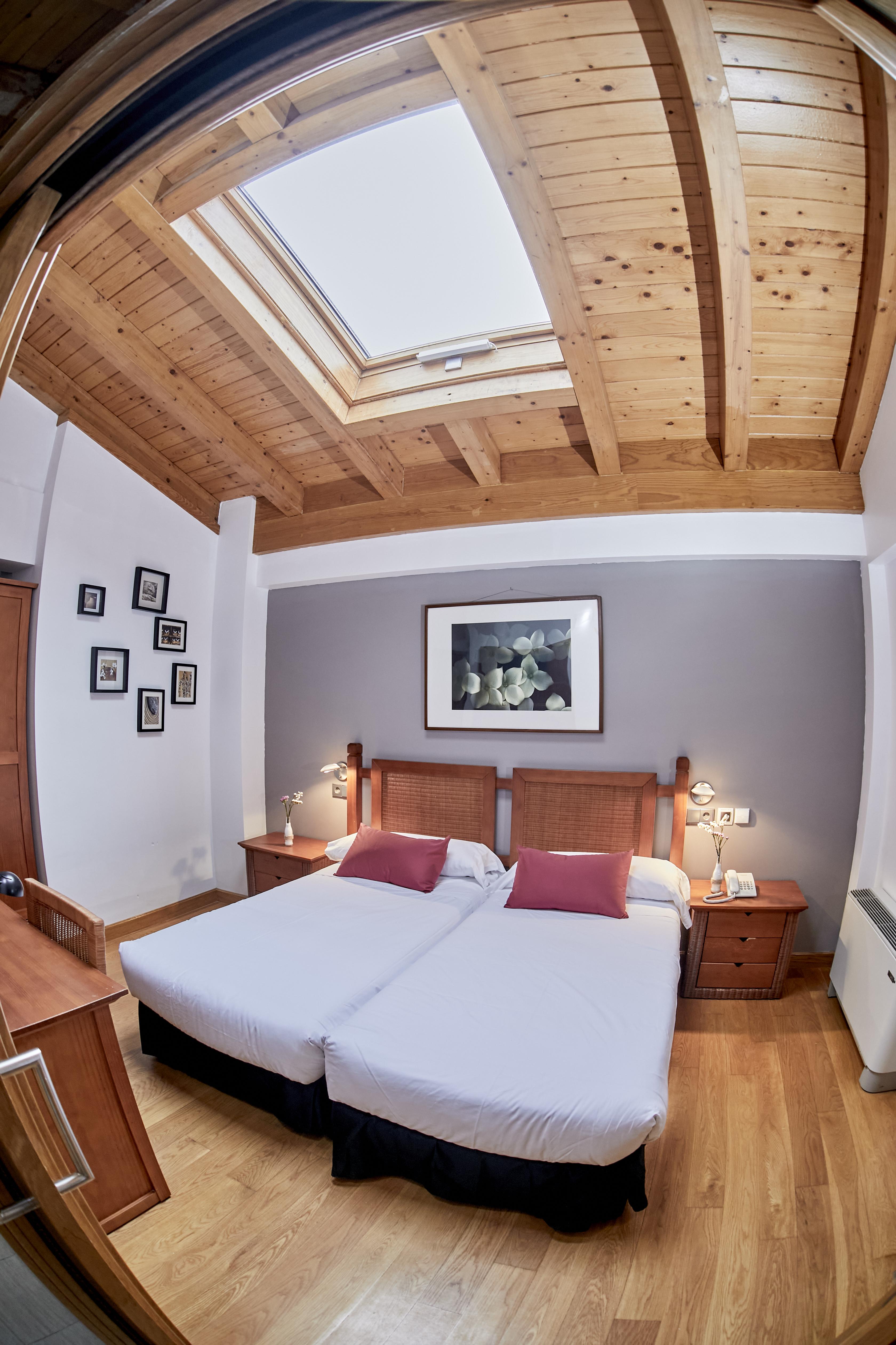 Hotel Casa Azcona Zizur Mayor Esterno foto